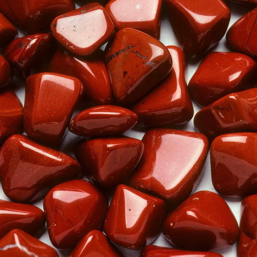 سوار تسبيح الصقر - حجر عين الصقر وحجر اليشب الأحمر - ٩٩ خرزة